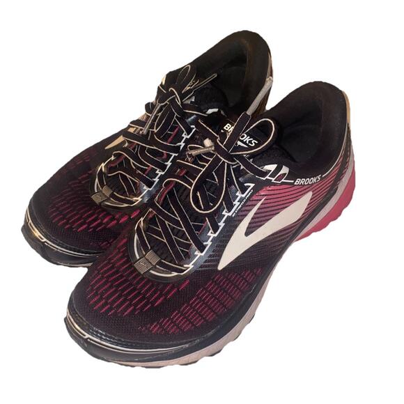 Brooks Ghost 10 Women's Lace Up Sneakers Size 7.5 Black pink White - Picture 1 of 14